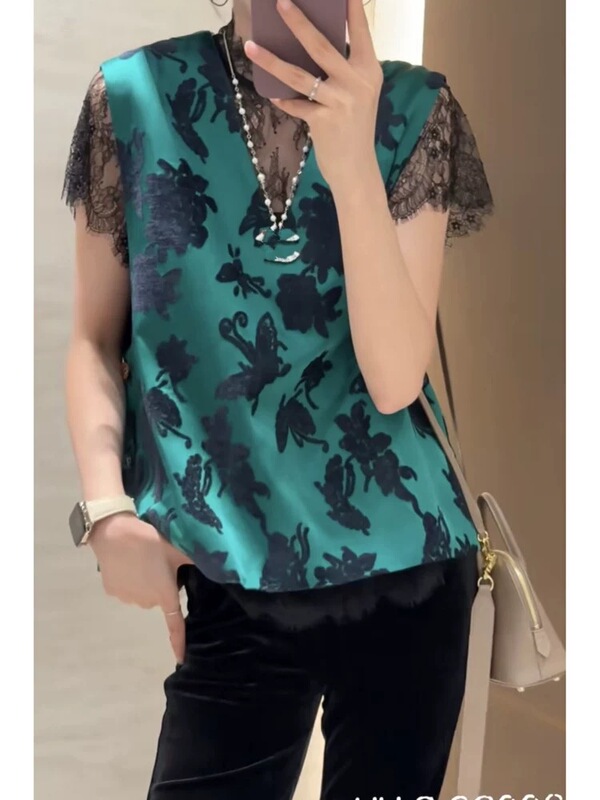 European 2025 Autumn Women's V+.Com Fashion New Chinese Style National Style Vest + Lace Shirt Two-Piece Set 29546 Special European 2025 Autumn Women's V+.Com Fashion New Chinese Style National Style Vest + Lace Shirt Two-Piece Set 29546 Special