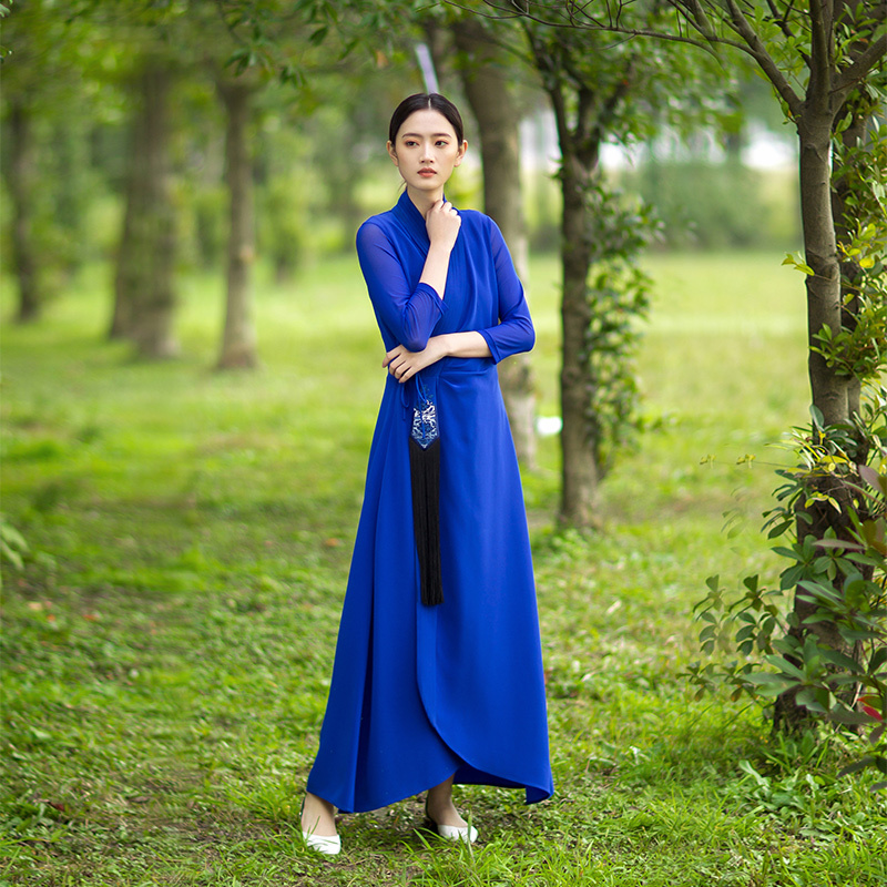 Hucheng Gu Niang's New Acetate Retro Tassel Blue V-Neck Waist-Cinching Long New Chinese-Style National Dress for Women in Spring
