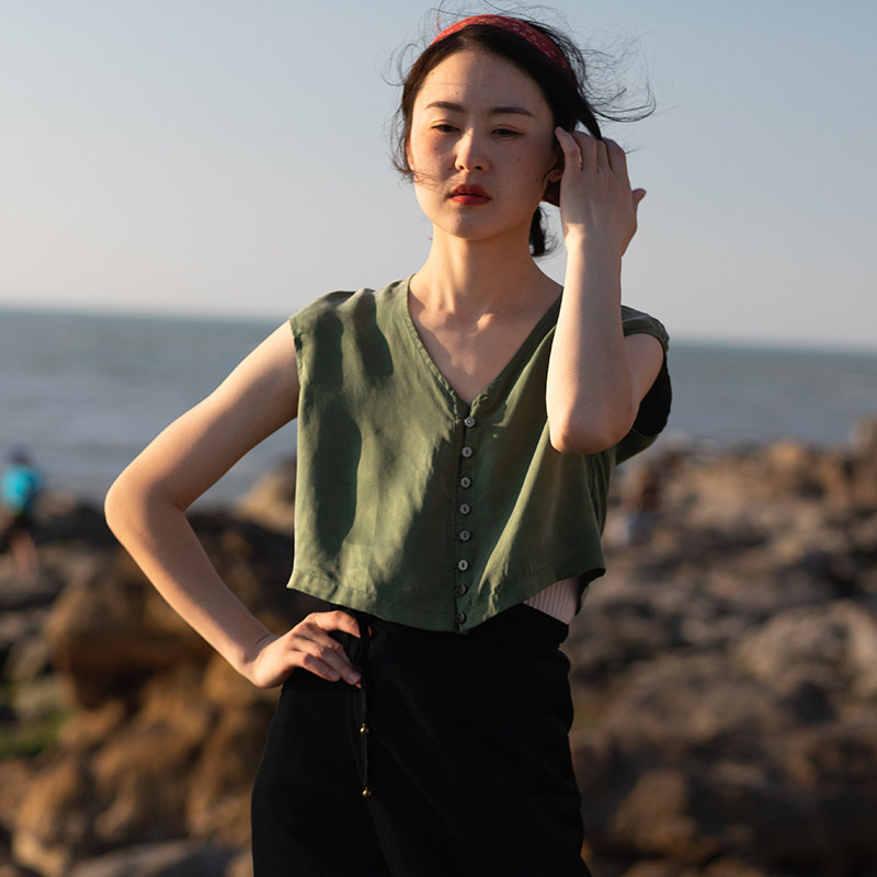 Hemp colorless original design copper ammonia silk summer breath short cardigan vest two-color cardigan 2020 new women