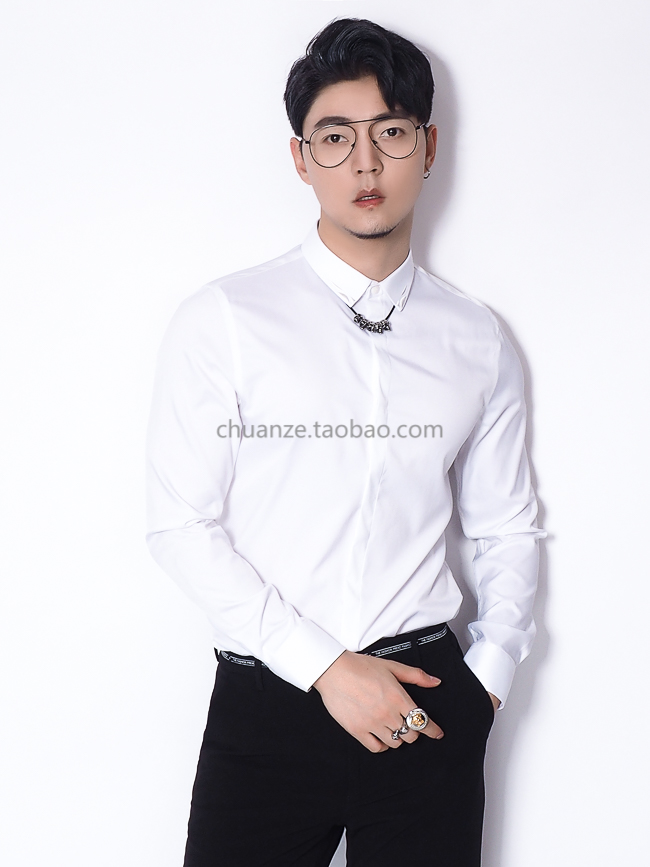 Đồng vàng chân nhung nam phù hợp với quần nam phiên bản Hàn Quốc của thời trang tự tu dưỡng nhung trẻ trung Anh quần tây xanh