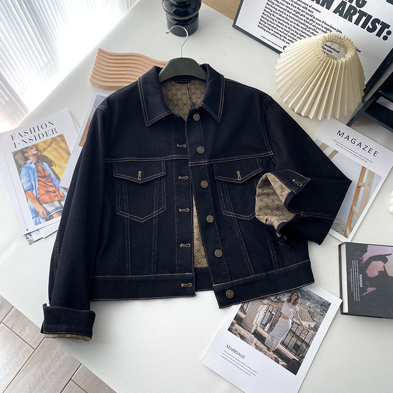 Dark Blue Vintage Denim Short Jacket for Women, 2025 Spring New Style, Regular Shoulder, Petite Short Versatile Jacket Top Dark Blue Vintage Denim Short Jacket for Women, 2025 Spring New Style, Regular Shoulder, Petite Short Versatile Jacket Top