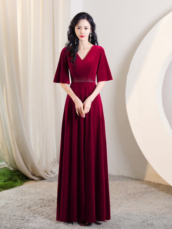 New Choir Performance Costumes, Conductor's Annual Meeting, Catwalk, Host, Musical Instrument Performance