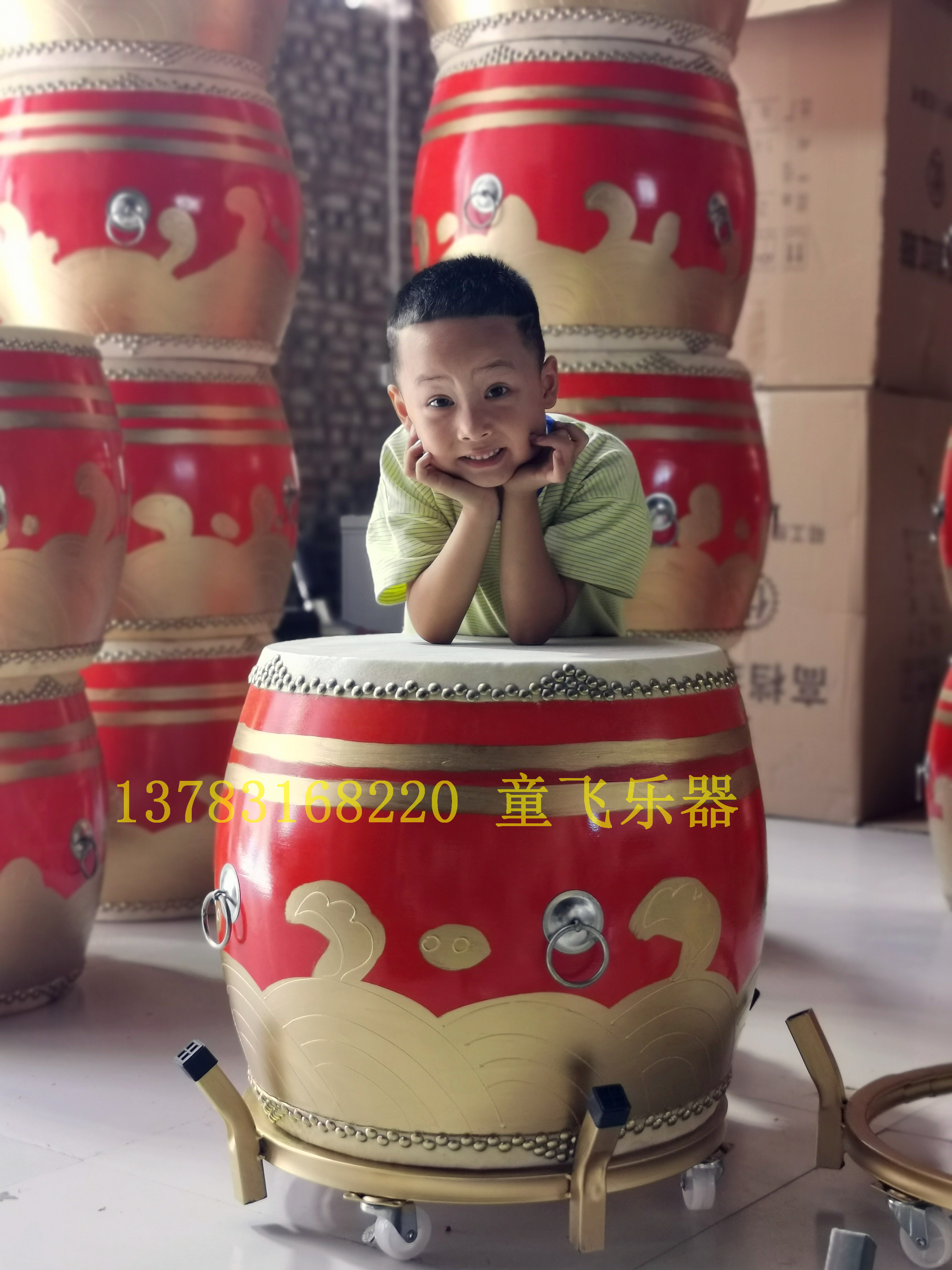 61 New Year's Day Xiaoho's Earthquake to Perform Drum Children's Performance Drum and Drum Drum Set to Do the Drum Drum