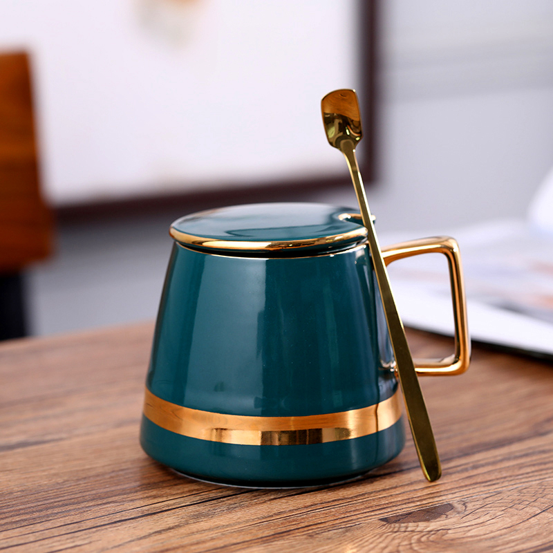The coffee cups and saucers suit small European - style key-2 luxury spent household ceramics creative keller keller with spoon, cup men and women