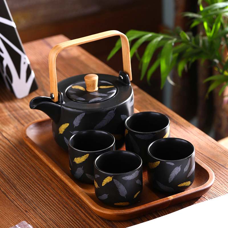Modest Chinese kung fu tea set household contracted and I art ceramics jingdezhen tea cup teapot tea art is the living room