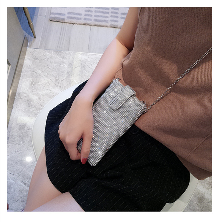 Women's Rhinestone Solid Color Streetwear Magnetic Buckle Crossbody Bag display picture 2