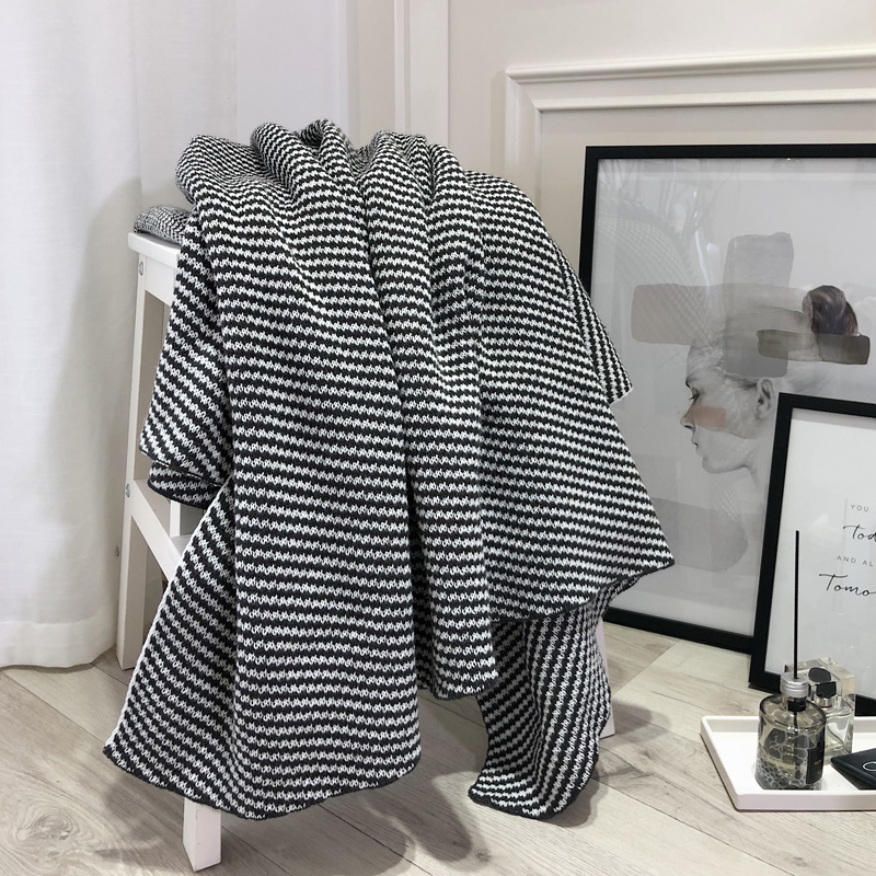 Light Extravaganza Living-room Sofa Blanket Cover Blanket Small Blanket Office Blanket Afternoon Nap Blanket Air Conditioning Blanket Summer Thin