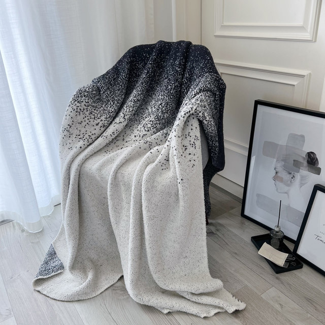 Gradient high-end ຫ້ອງດໍາລົງຊີວິດ sofa blanket office nap blanket half-edge velvet blanket four-season car towel quilt