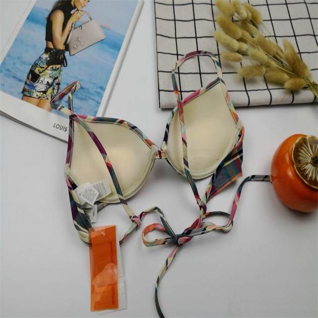 single bra bikini top sexy ເດັກຍິງຂະຫນາດນ້ອຍ 70B ຊຸດລອຍນ້ໍາສາມຈຸດ plaid ມີສອງທາງເລືອກໃນການເລືອກ