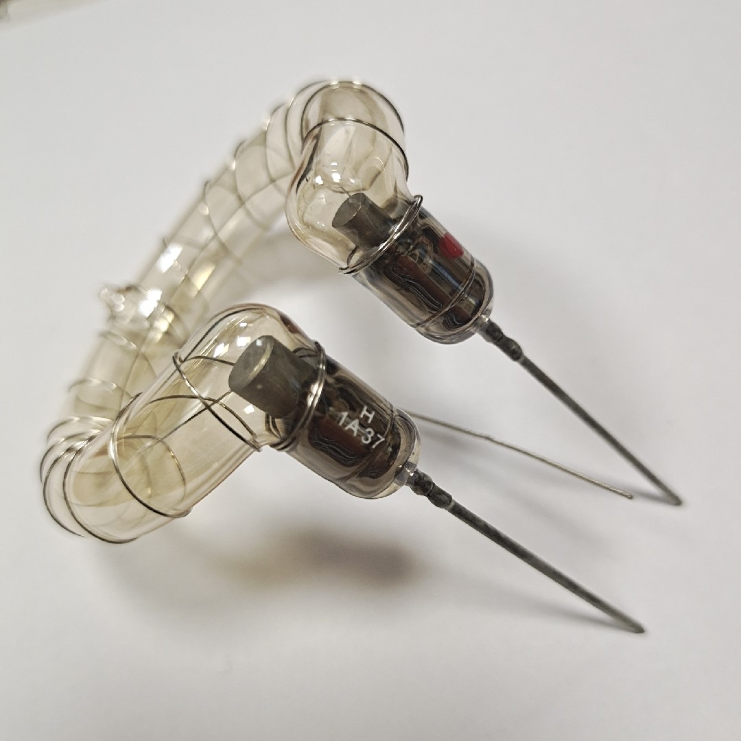 Universal Video Flash HM10H40 Bipolar Quartz Lamp 1500W