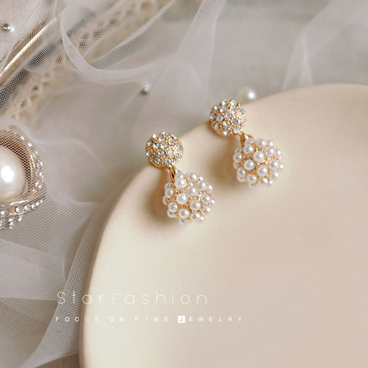 2021 new spherical pearl Korean-style earrings female Korean online red personality temperament earrings Ear Pin Tide