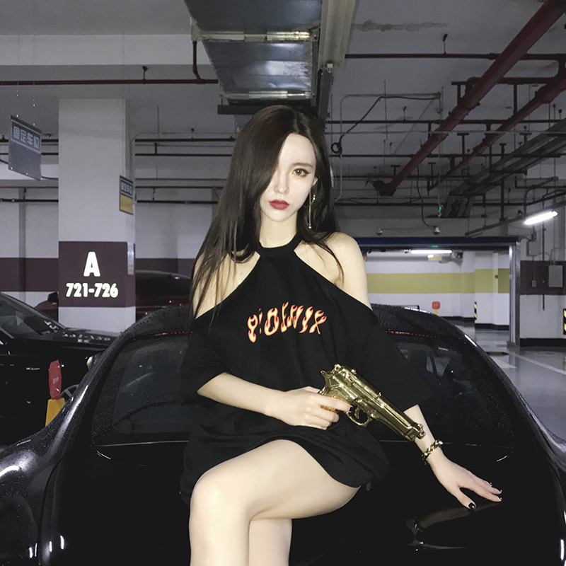 Bộ đồ ngủ quây mùa hè của phụ nữ treo cổ quai in ngọn lửa backless cotton jumpsuit váy ngủ nhà đầm cho người lớn tuổi