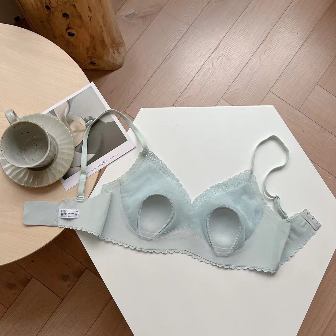 One-piece fixed cup lace seamless underwear white rabbit ears chest pad invisible comfortable breathable ultra-thin bra bra