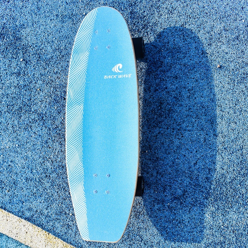 BackWave 30-inch Wave Land Surf Skateboard) Taiwanese designer designed the wave theme