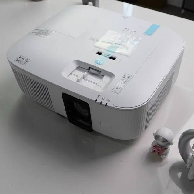 ໂປເຈັກເຕີ Epson/Epson CH-TW7000 7400/8400/9400/TZ3000 home ຄວາມລະອຽດສູງສຸດ 4K