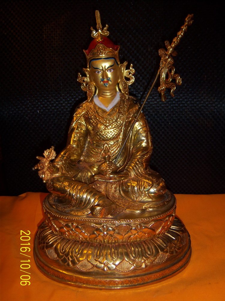 Tibetan Buddhist statues Nepal craftsmanship clay gold surface full of golden lotus master Buddha 35 cm
