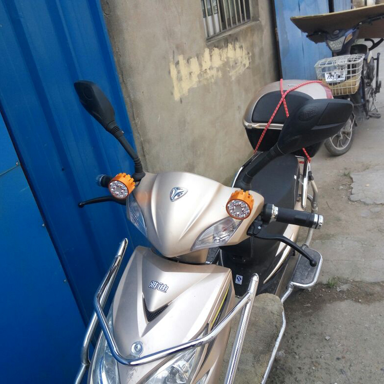 Không thấm nước ánh sáng màu vàng công suất cao bong bóng siêu sáng ba bánh trước đèn pha 12 v đèn pha nam đèn xe máy đèn pha bi cầu xe máy