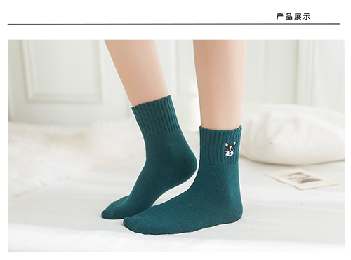 Vớ nữ vớ cotton ống mùa thu và mùa đông Mô hình hoạt hình dễ thương dày ấm hoang dã và sang trọng terry nữ vớ 3 đôi tất ngắn cổ