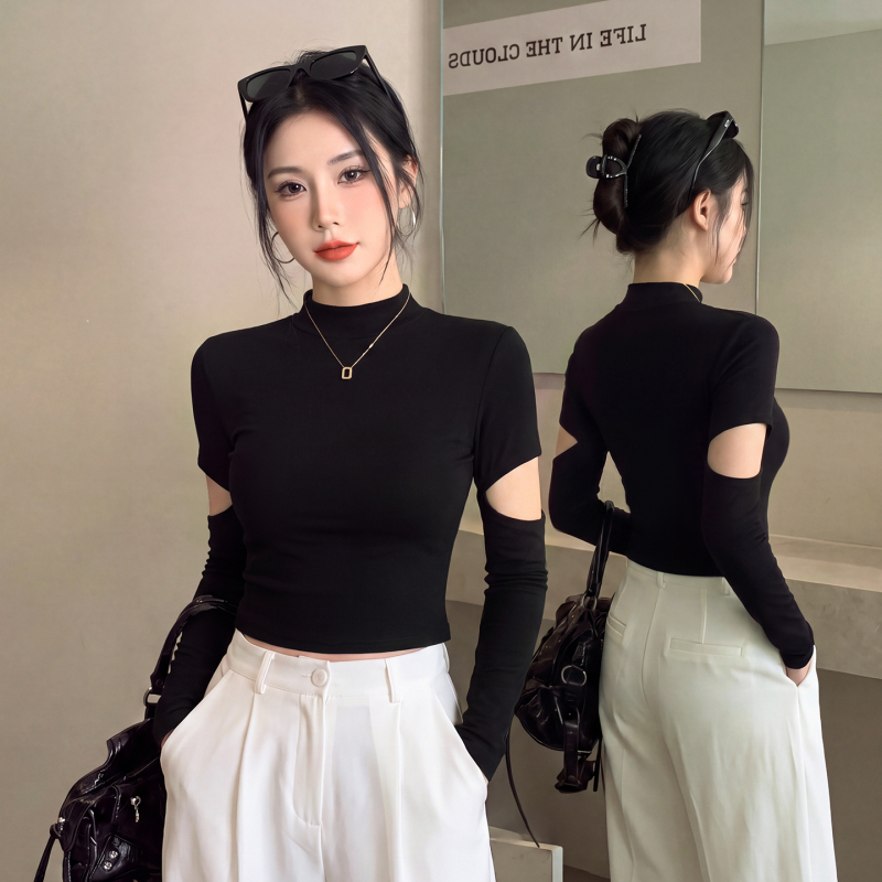 Black High-Neck Hollow-Out Long-Sleeve Base Shirt for Women, New Slim-Fit Short Crop Top That Can Be Worn as an Outerwear Black High-Neck Hollow-Out Long-Sleeve Base Shirt for Women, New Slim-Fit Short Crop Top That Can Be Worn as an Outerwear