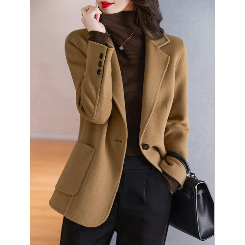 High-End Double-Sided Velvet Coat for Women 2026 Autumn and Winter New Style Loose and Fashionable Versatile Short Suit Woolen Jacket High-End Double-Sided Velvet Coat for Women 2026 Autumn and Winter New Style Loose and Fashionable Versatile Short Suit Woolen Jacket