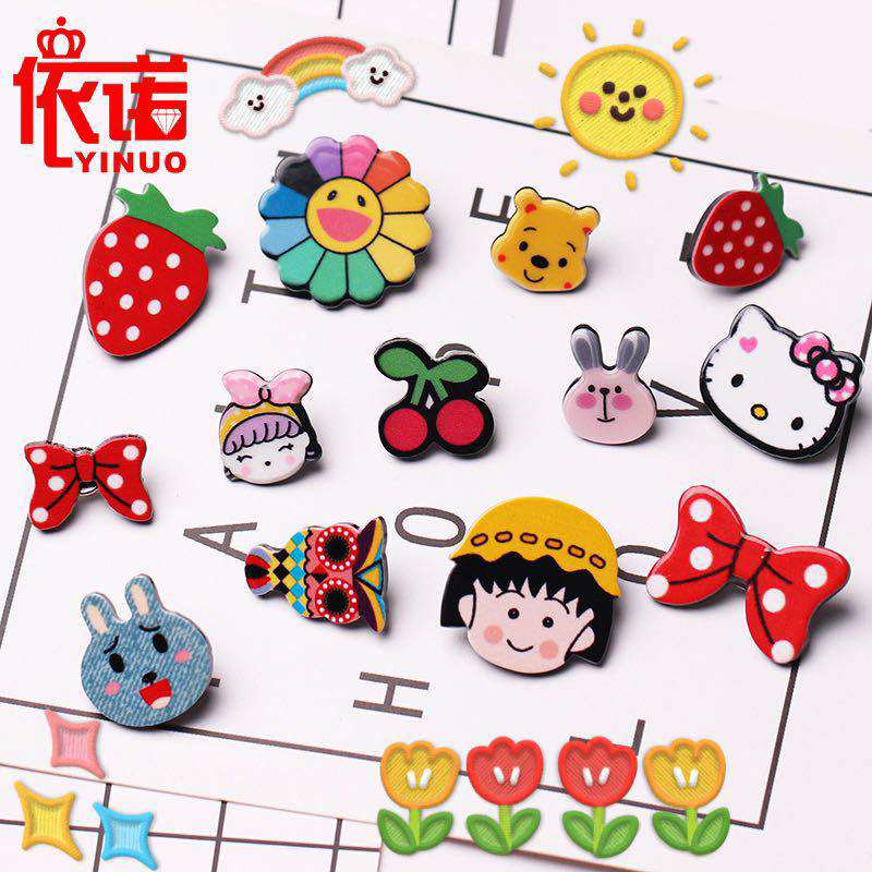 Cute and beautiful cartoon children baby baby button buttons colorful acrylic jacket knitted sweater decoration accessories