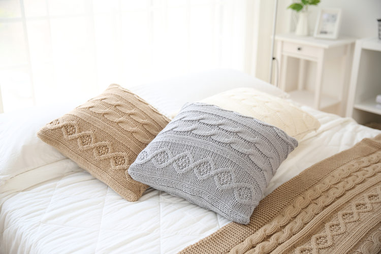 Phong cách Bắc Âu cashmere đan gối len đệm màu rắn sofa vuông gối cửa sổ gối không có lõi gối kèm chăn văn phòng