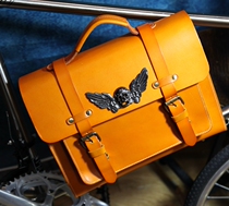 Oversized British style retro bicycle Baotou layer leather messenger bag small cloth car BROMPTO Harley locomotive