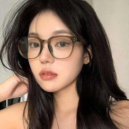 Большое круглое лицо, подходящее для очков черная рама, женская корейская версия артефакта Artifact Anti -Blue Light Net Net Red Flat Light Myopia может быть сопоставлена