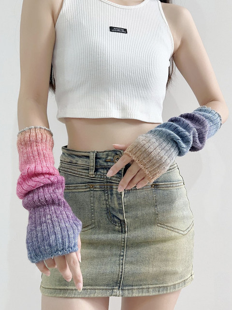 Gradient color hand sleeves girls fashion retro gray knitted warm versatile arm covers jk girls college style gloves