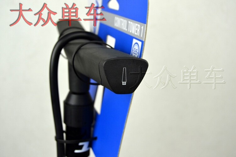 Pompe à vélo GIANT - Ref 2389422 Image 26