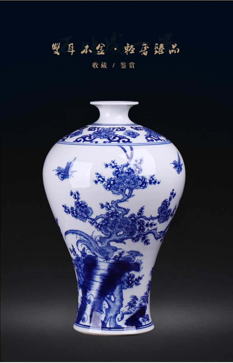 Jingdezhen ceramics hand - made antique blue and white porcelain vase furnishing articles sitting room flower arranging Chinese style household decorative arts and crafts