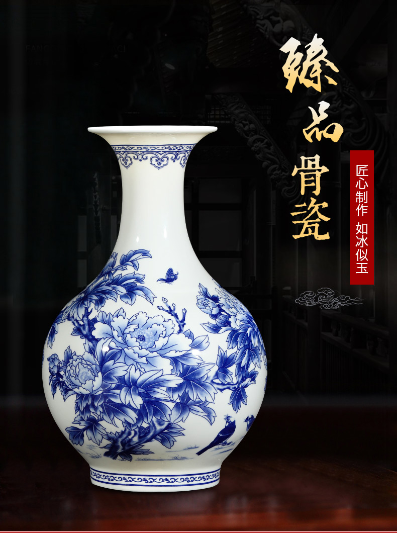 Jingdezhen ceramics thin blue and white porcelain vase fetal ipads China exquisite furnishing articles rich ancient frame the sitting room of Chinese style household decoration