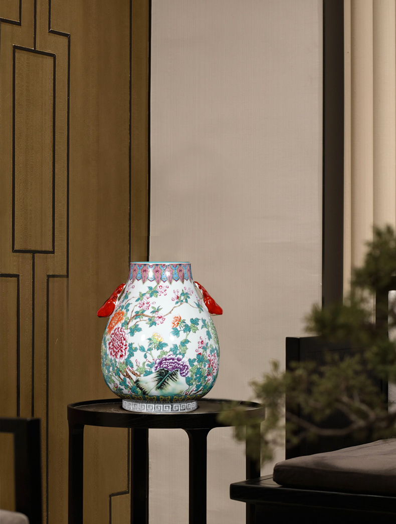 Jingdezhen ceramics imitation qianlong pastel ears vases, flower arranging furnishing articles of Chinese style classical living room decoration