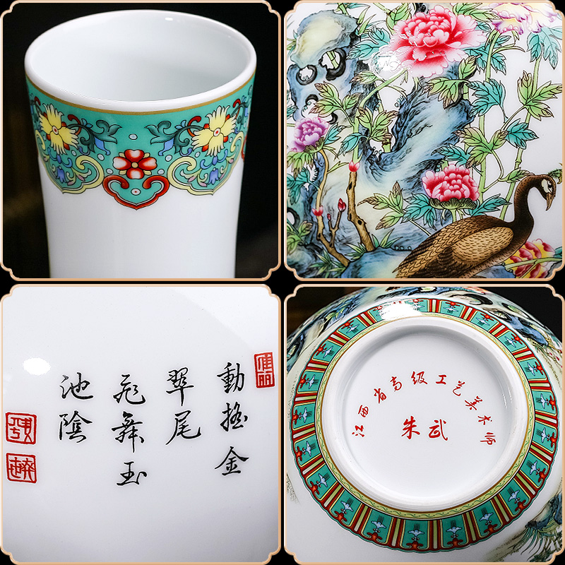 Jingdezhen ceramics archaize peacock figure vase furnishing articles of Chinese style living room home rich ancient frame TV ark, adornment