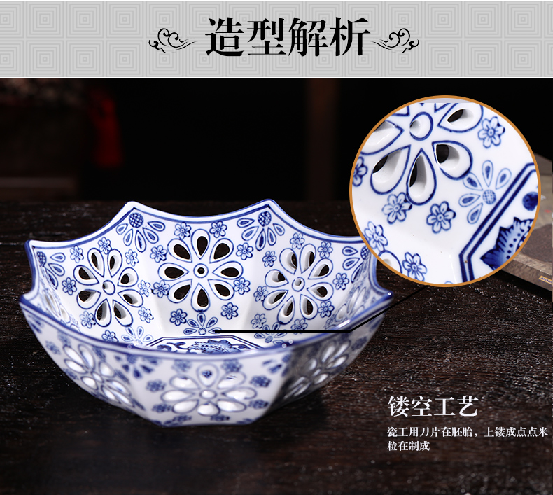 Jingdezhen blue and white porcelain ceramic fruit bowl dried fruit tray was creative modern new Chinese style classical decoration tea table furnishing articles