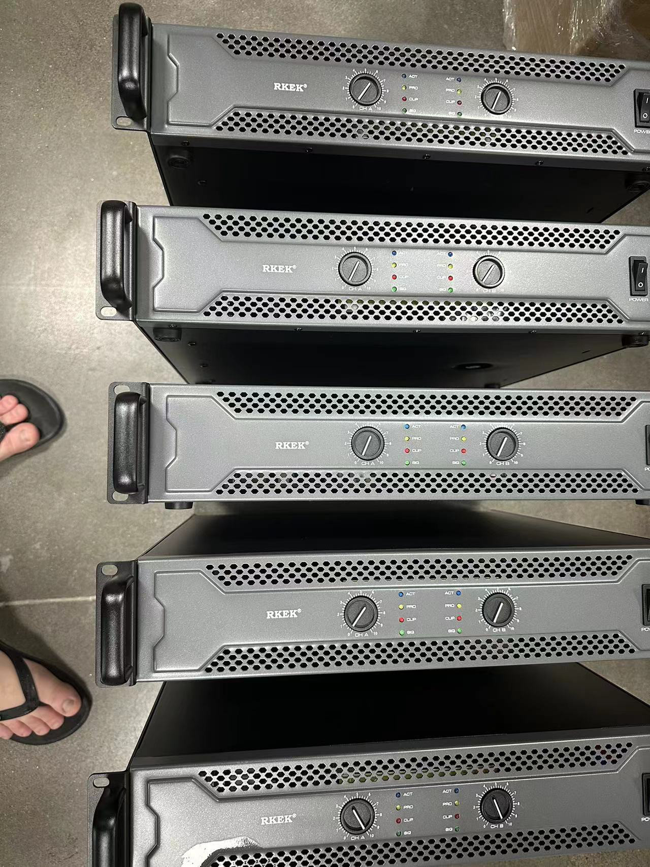 プロ仕様の高出力KTV用ピュアパワーアンプ、ダンススタジオ、会議・公演ステージ用オーディオアンプ