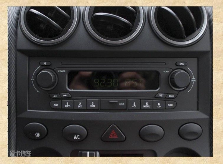 Original Wuling Hongguang radio CD player car high-power USB player panel tail