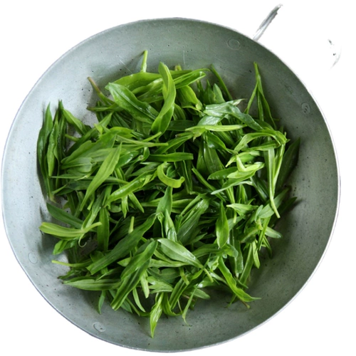 Овощи с лапшой и дикие овощи восхитительны.