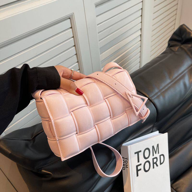 Ins Style High-Aesthetic Woven Bag, Xiaohongshu Trending Dragon Fruit Bag, Fashionable Versatile Single Shoulder Crossbody Bag For Women - Thumbnail 4