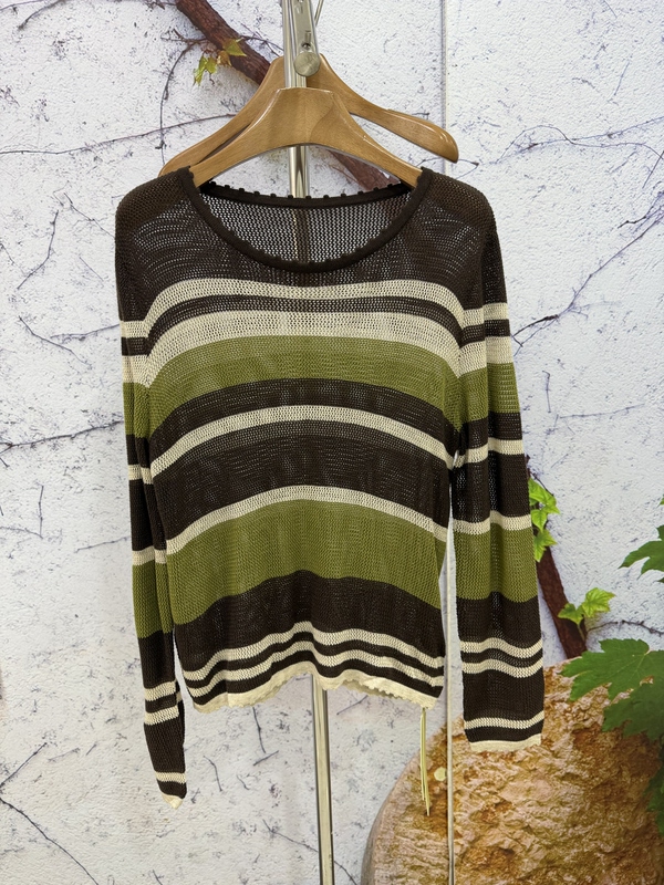 26 New Autumn Striped Sweater 8860 26 New Autumn Striped Sweater 8860