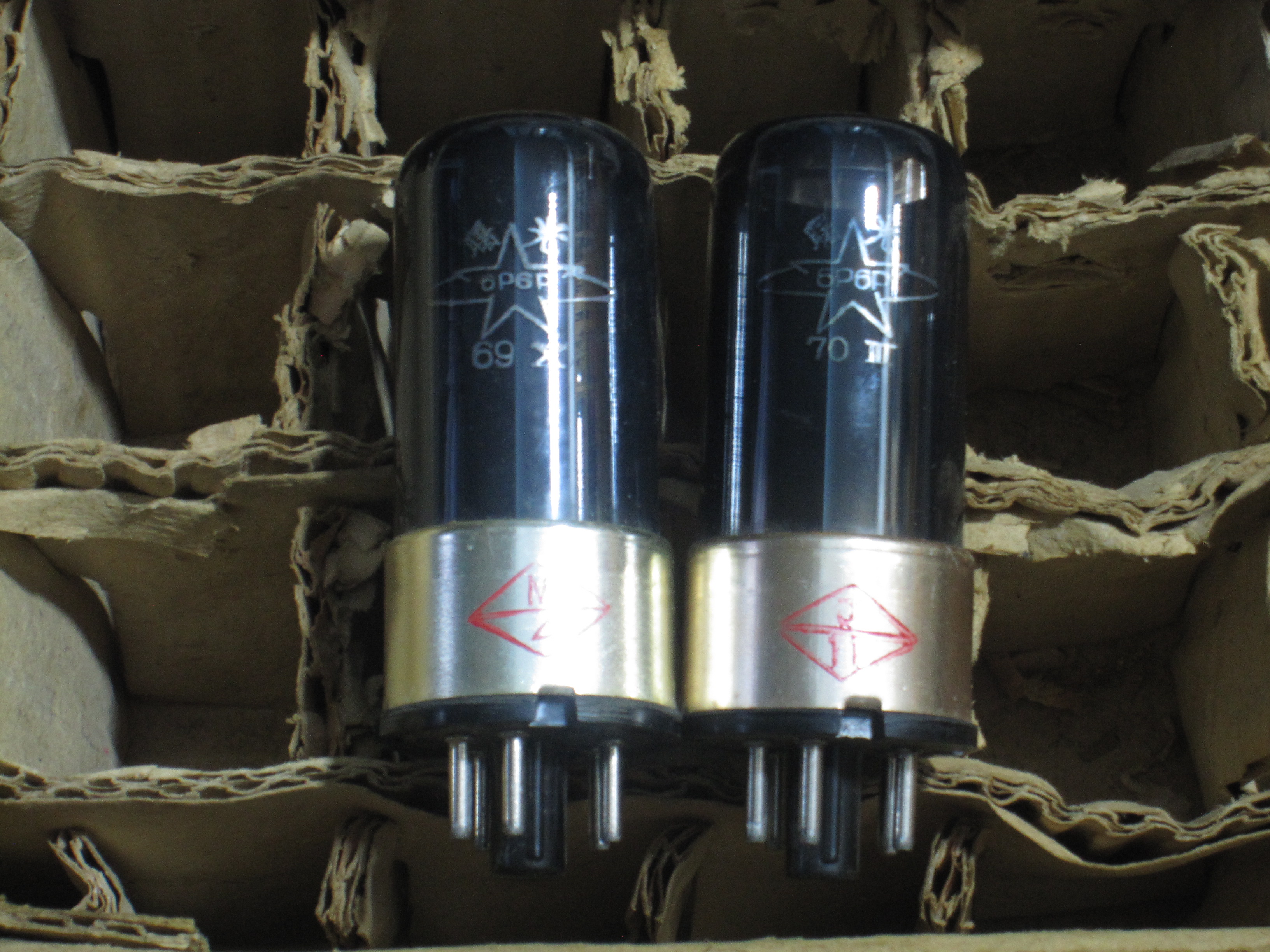 69 70 New Shuguang Electronic Tube Co., Ltd. 6P6P 6V6 6F6 6K6