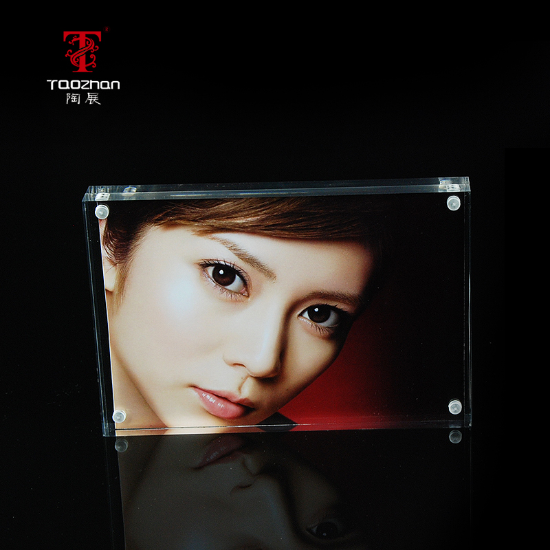 Acrylic transparent strong magnetic pendulum table creative bifacial 7 inch 6 inch 8 inch A4 Like frame frame frame horizontal vertical version brief