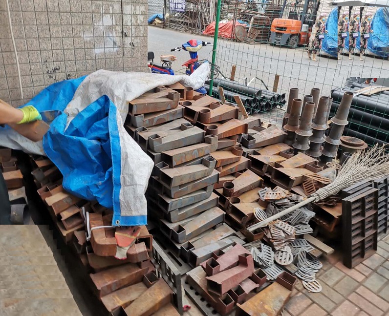 Promotion Cast Iron Rain Trough Straight Roof Rain Square Round Straight Fall Floor Drain Side Row