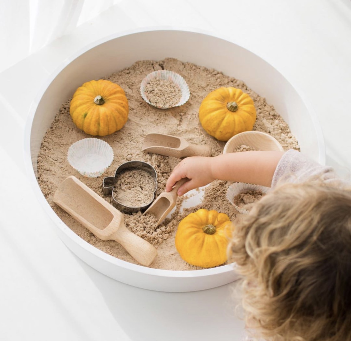 Rigi EuroMontessori Eye hand coordinated training for sensory exploration of wooden spoon suit INS