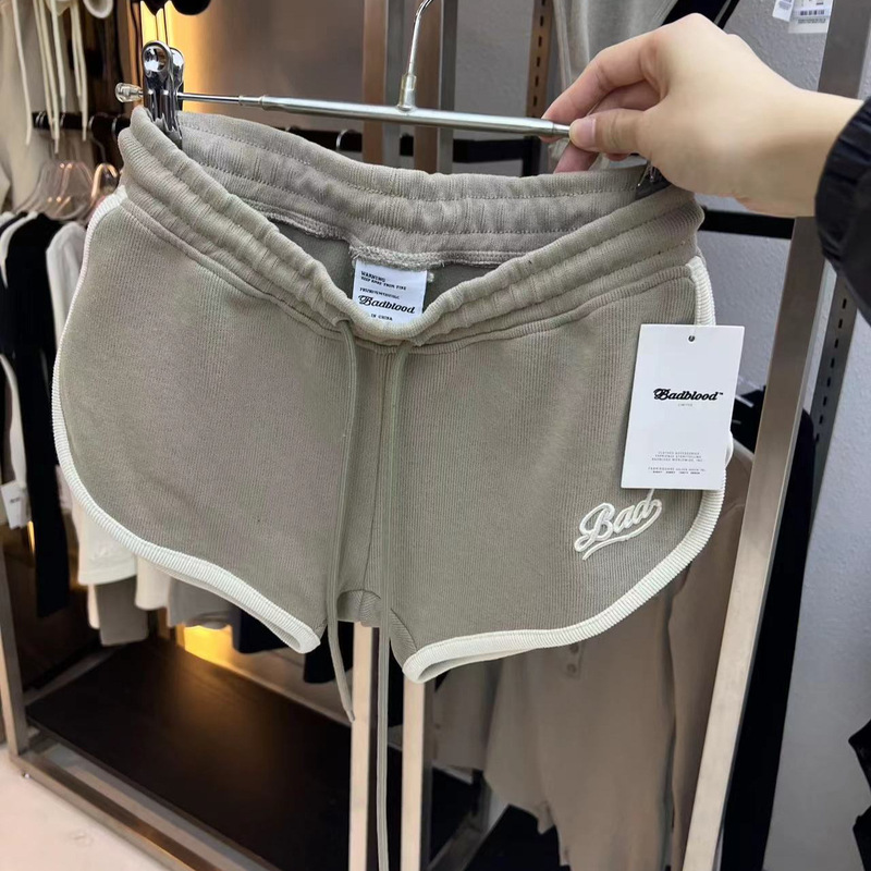 Badbloood Soft Dolphin Sports Shorts for Women, Hip-Hugging Casual Running Embroidered Shorts, Summer in Stock