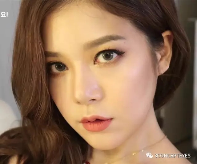 Bộ đếm trong nước đích thực 3 CONCEPT EYES mắt thứ ba mắt điện dày mascara chống nhòe màu hồng - Kem Mascara / Revitalash chuốt mi karadium