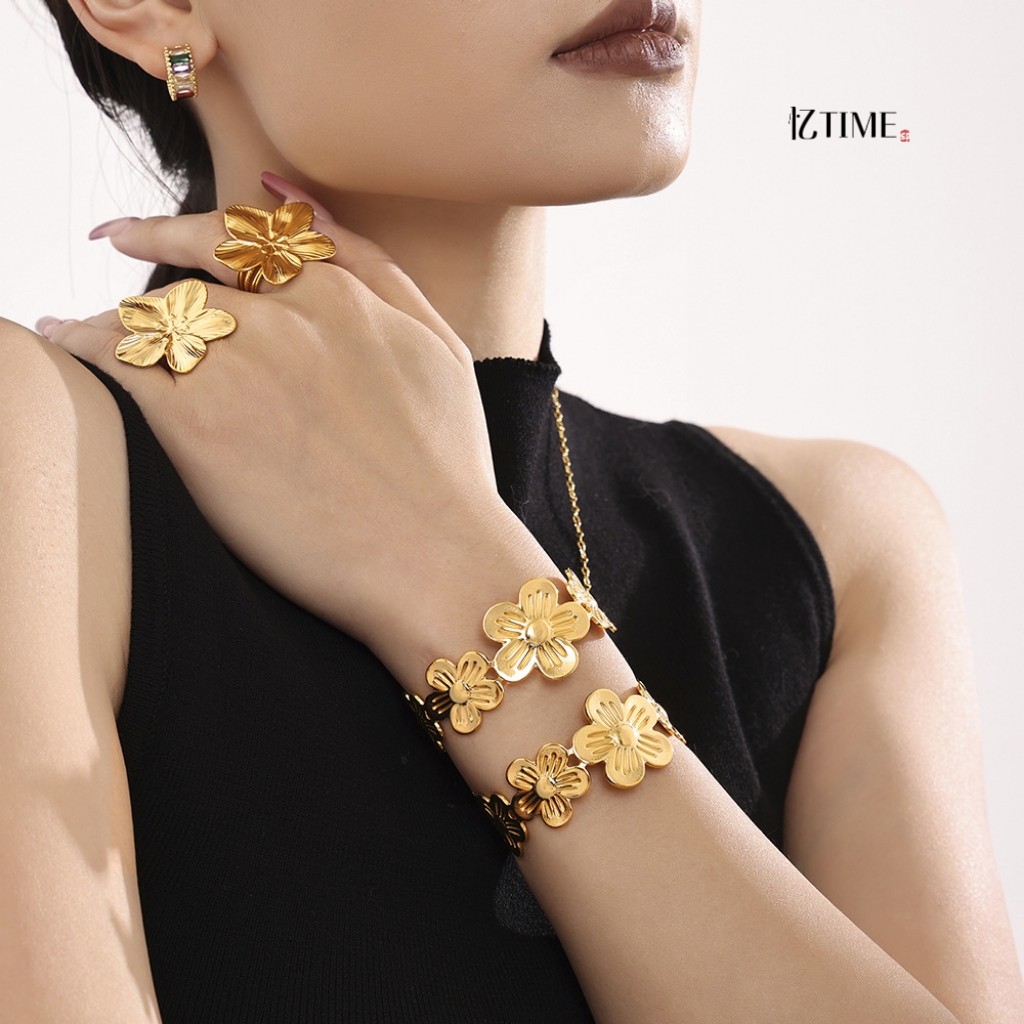 Xinyixin ins golden flower ring necklace bracelet