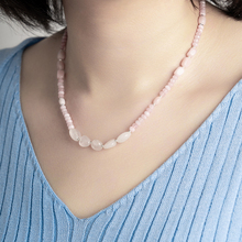 粉色天然石项链新款2023爆款珍珠颈链女轻奢气质高级感串珠锁骨链