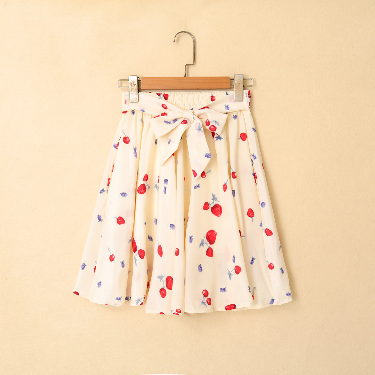 Girly Strawberry Cherry Floral Skirt, Elastic Waist Tie Bow Short Skirt, Gentle Style Vacation Skirt