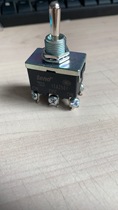 Original Taiwan TEND Tiande 3-speed 6-pin self-locking toggle switch T523B. If you get a fake one you will pay ten